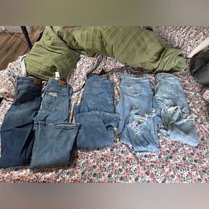 5 pairs of 14 short ae jeans some never worn